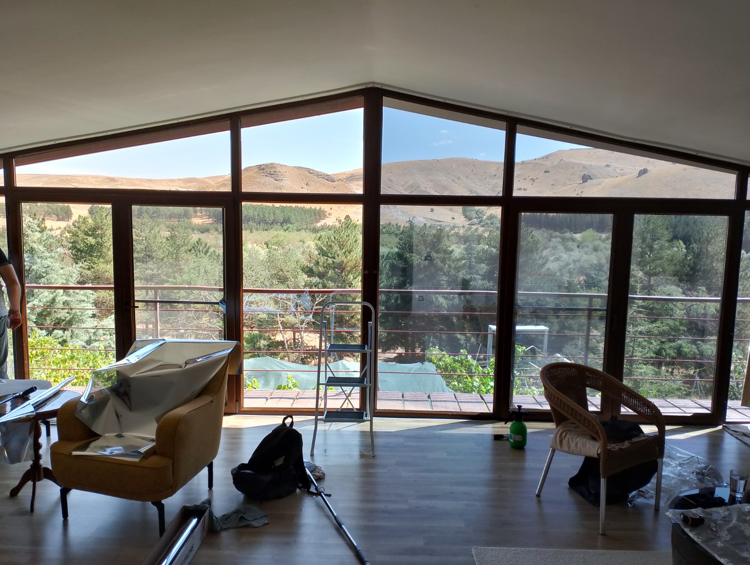Aynalı cam filmi uygulaması